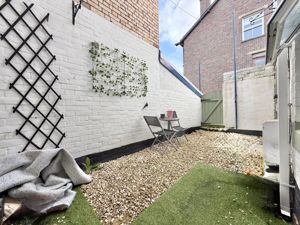 Photo 7- click for photo gallery